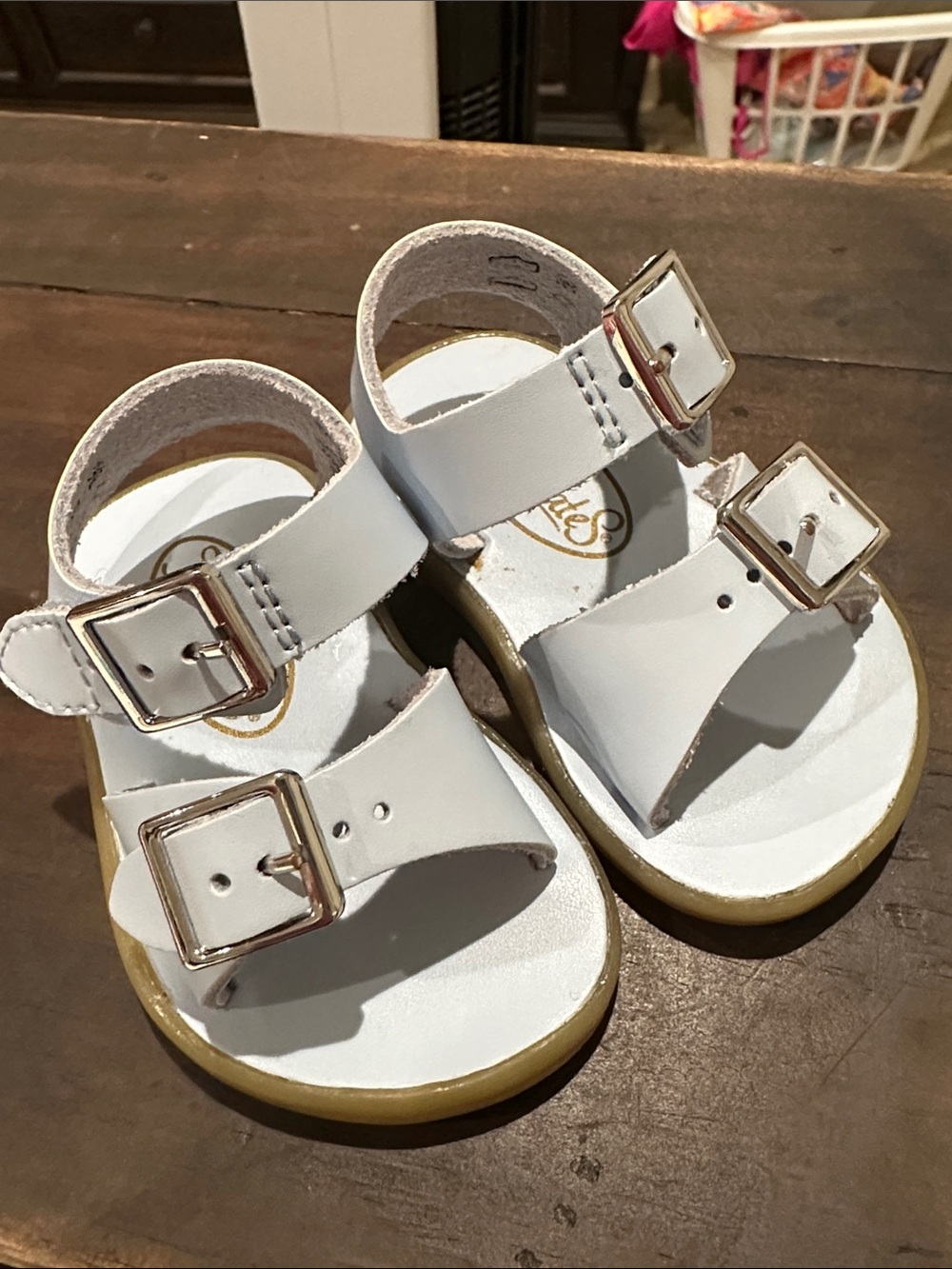 FootMates tide sandals